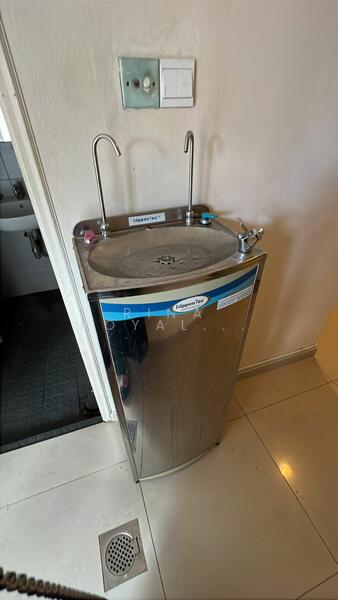 Little India Shop Houses, 2 Veerasamy Road, 500 sqft, Dormitory For Rent, by Rina Royale Tan, 60175625 - Kitchen - CommercialGuru.com.sg