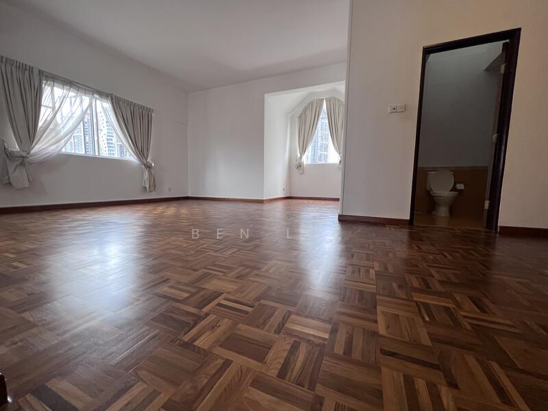 Spacious huge Master Room