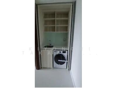 For Rent - Parksuites