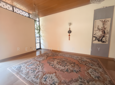 For Sale - East Coast Hill