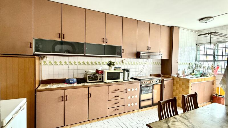 For Sale - 165 Tampines Street 12