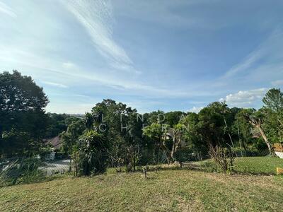 For Sale - Victoria Park Close