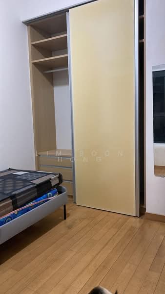 Parvis, 18 Holland Hill, Room Rental, 100 sqft, Condominium For Rent, by Lim Boon Hong, 60175972 - Bedroom - PropertyGuru.com.sg