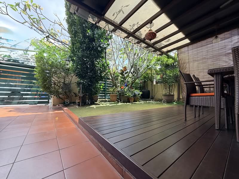 SERANGOON GARDEN ESTATE, SERANGOON GARDEN ESTATE, 5 Bedrooms, 5,500 sqft, Semi-Detached House For Sale, by Ben Chiang, 60176043 - Exterior - PropertyGuru.com.sg