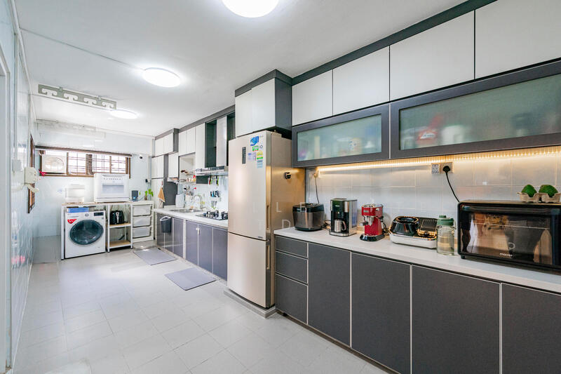 For Sale - 648B Jurong West Street 61