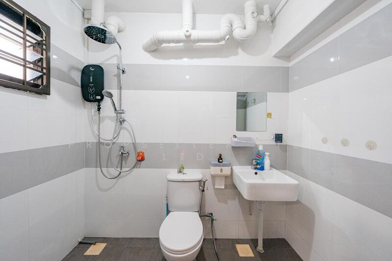 For Sale - 648B Jurong West Street 61