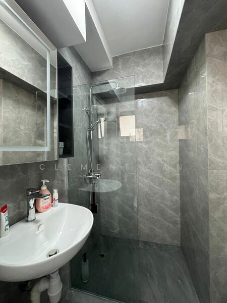 For Rent - 11 Cantonment Close