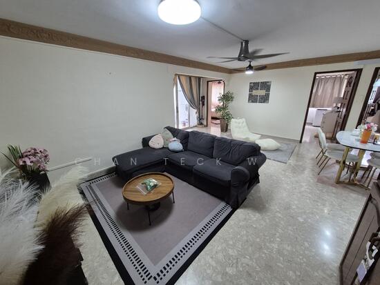 For Sale - 658 Yishun Avenue 4