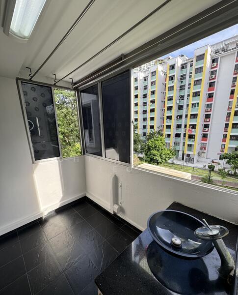 Good sunshine at yard