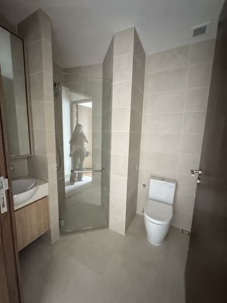 Atlassia Condominium For Sale at S$ 1,250,000 | PropertyGuru Singapore - Bathroom