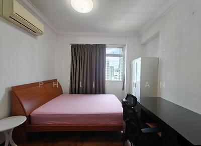 For Rent - La Crystal