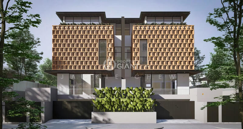 For Sale - ❤️GIANT⚡️Luxury 4 Levels Semi-D House w Basement, Attic, Pool and Home Lift.