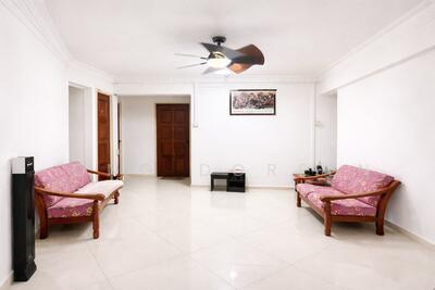 For Sale - 210 Yishun Street 21