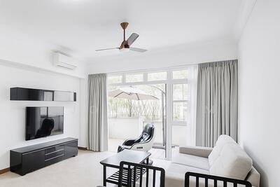 For Sale - D16, 2 Bed with helpers room, 5 mins to MRT