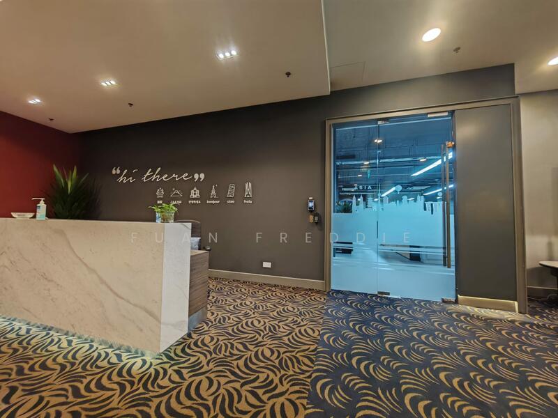 B1 Nicely Fitted Ancillary Office Aircon Carpet High Ceiling Free Shuttle Bus to Pasir Panjang MRT, , 18,137 sqft, Light Industrial (B1) For Rent, by Fuan Freddie, 60176711 - Lobby - CommercialGuru.com.sg