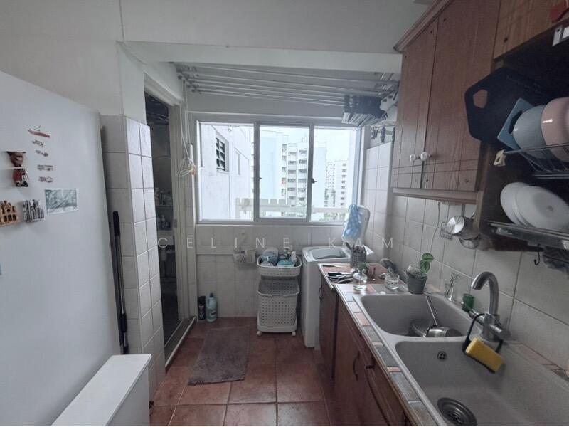 For Sale - 285 Tampines Street 22