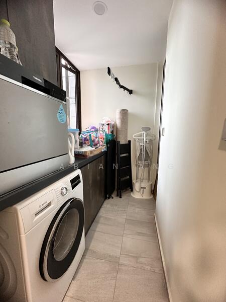 Utility Room with attached WC