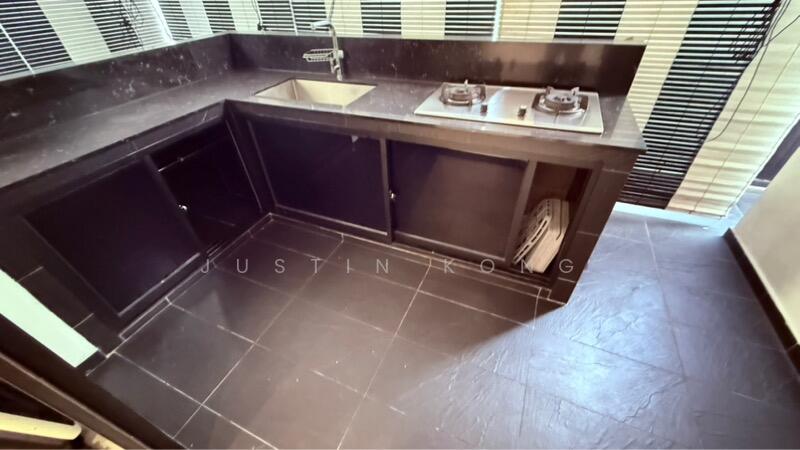 For Sale - Lakeside Grove