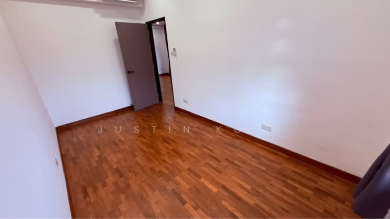 For Sale - Lakeside Grove