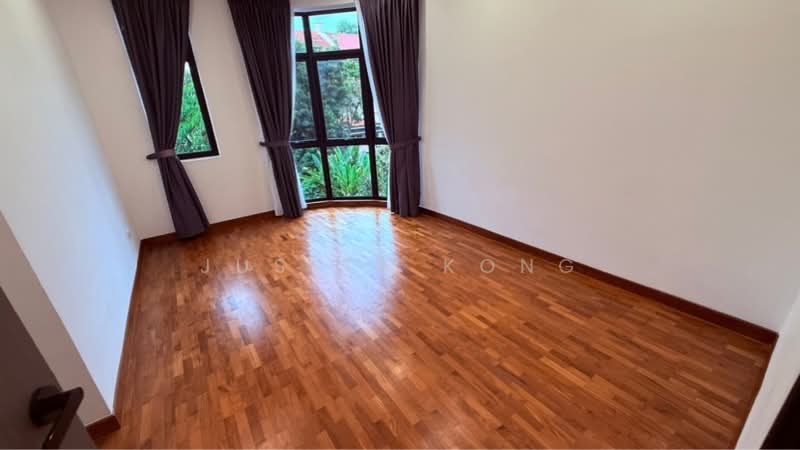 For Sale - Lakeside Grove