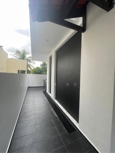 For Sale - Lakeside Grove