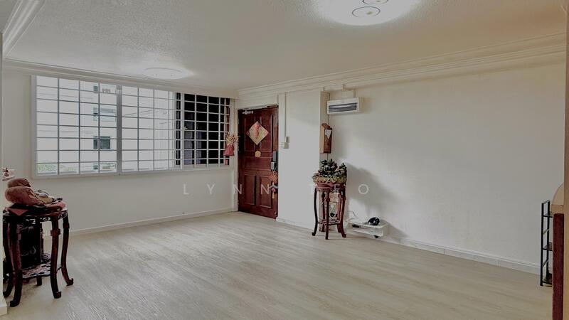 Living Room ~optional for 5th bedroom