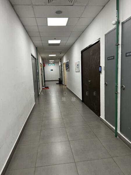 Oxley BizHub, 61 Ubi Road 1, 1,130 sqft, Light Industrial (B1) For Rent, by David Lee 李施融, 60176858 - CommercialGuru.com.sg
