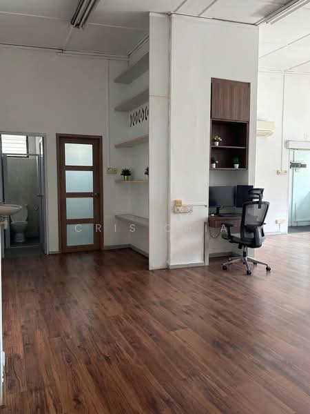 Senang Crescent, Senang Cresent, 6,640 sqft, Land with Building / En-bloc For Rent, by Cris Chia, 60177094 - Interior - CommercialGuru.com.sg