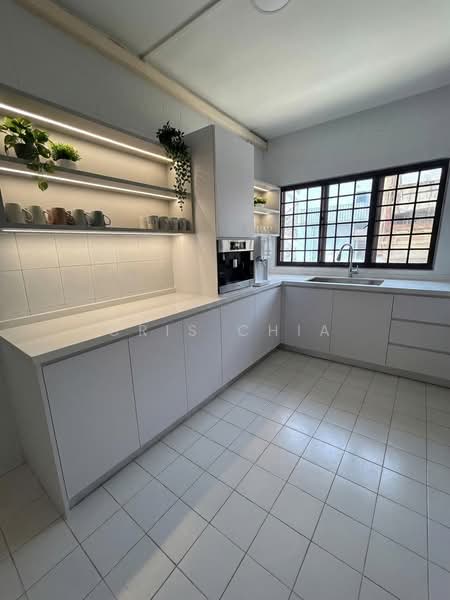 Senang Crescent, Senang Cresent, 6,640 sqft, Land with Building / En-bloc For Rent, by Cris Chia, 60177094 - Kitchen - CommercialGuru.com.sg