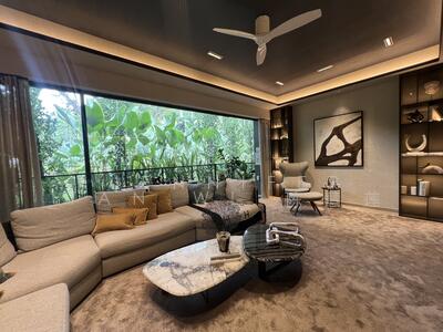 For Sale - CHEAP! Freehold at 99yrs price! 3-mins MRT! Brand New Developer Sales, Choice units