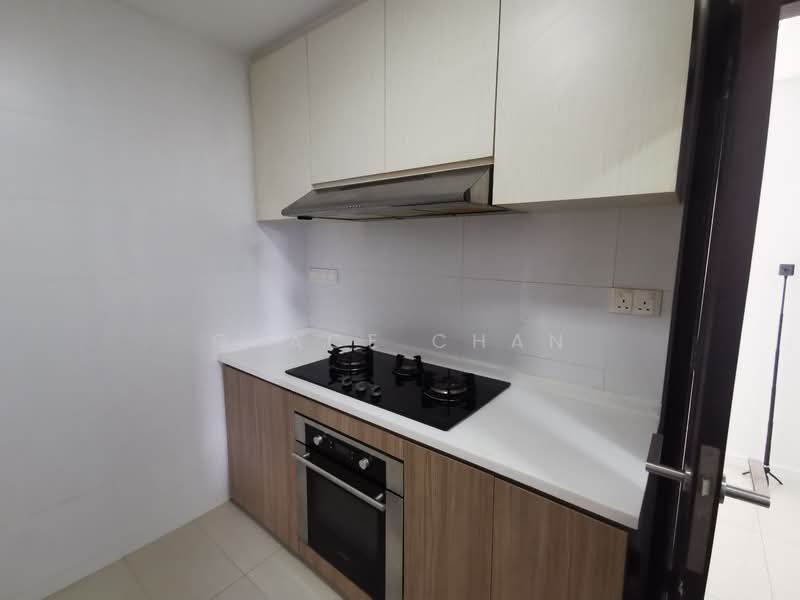 Lake Life Executive Condominium For Sale at S$ 1,850,000 | PropertyGuru Singapore - Kitchen