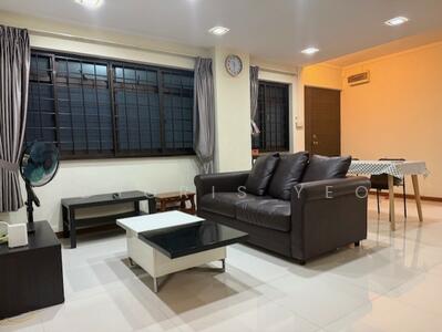 For Sale - 350 Ang Mo Kio Street 32