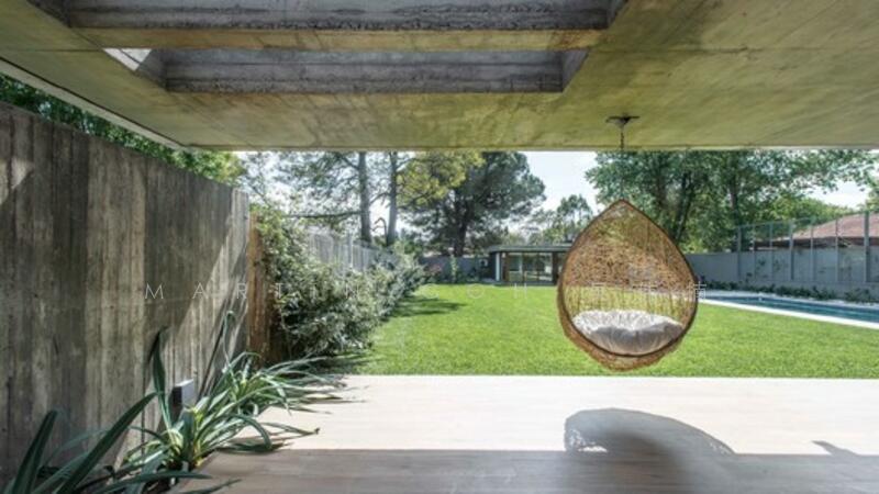 For Sale - Low PSF Sub-Dividable South-Facing GCB, Wide Frontage‼️