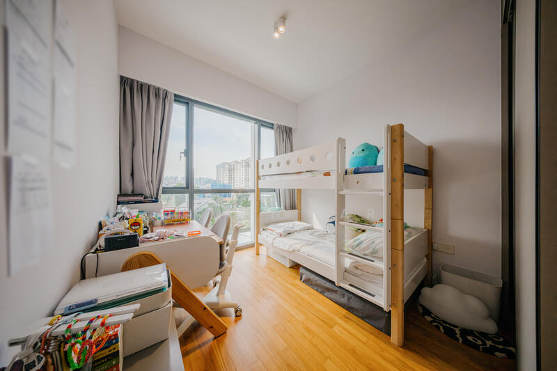 Junior master bedroom