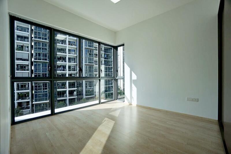 Very spacious Master Bedroom