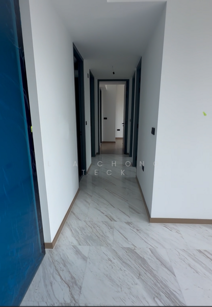 The Landmark Condominium For Sale at S$ 3,350,000 | PropertyGuru Singapore - Corridor