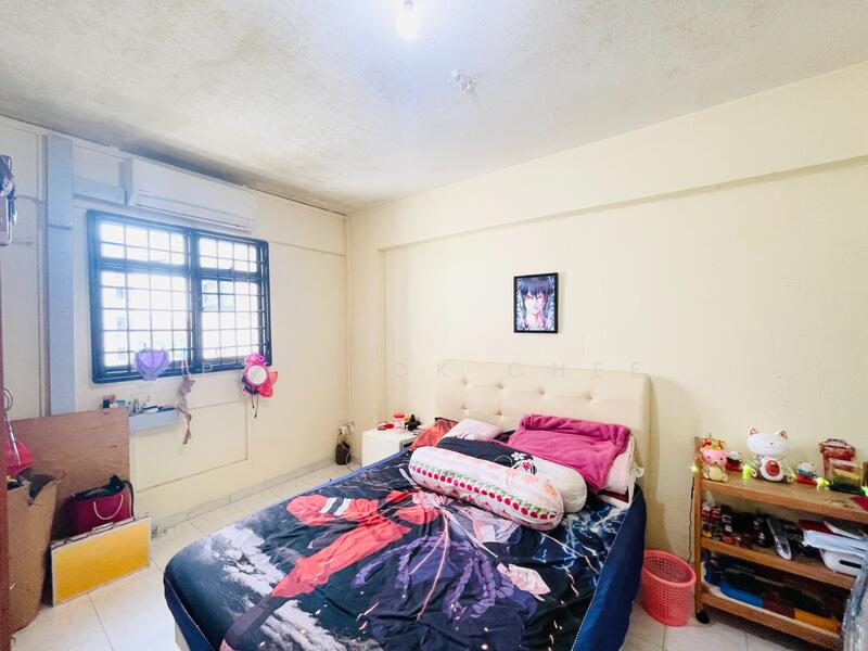 For Sale - 406 Ang Mo Kio Avenue 10