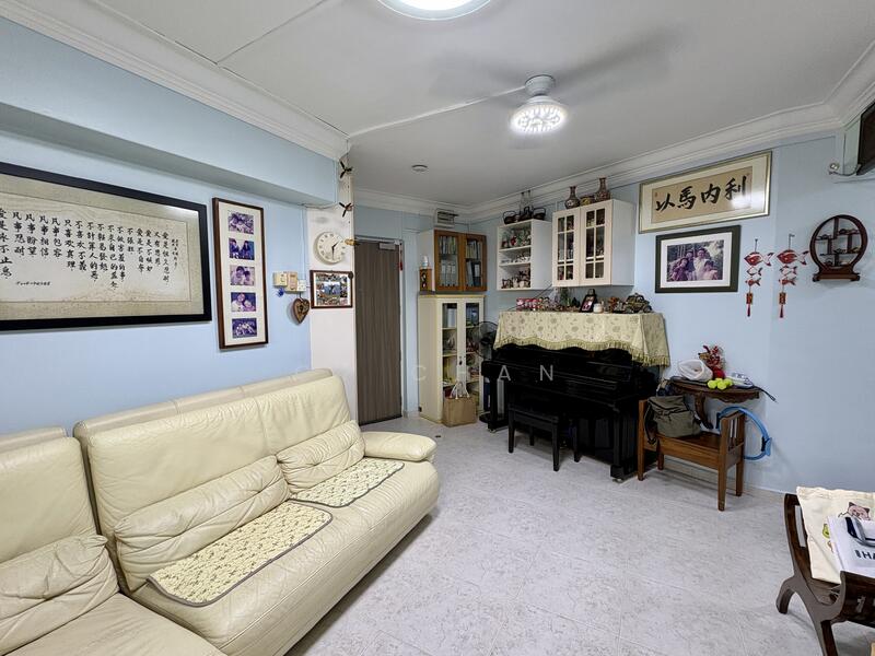 For Sale - 417 Hougang Avenue 8