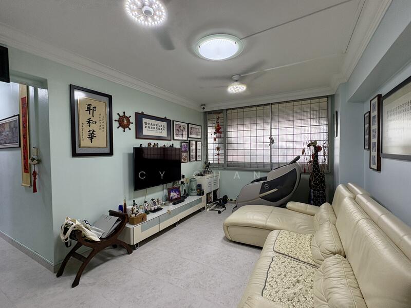 For Sale - 417 Hougang Avenue 8