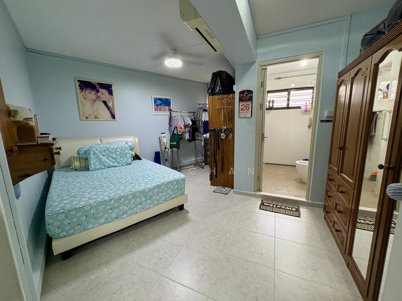 For Sale - 417 Hougang Avenue 8