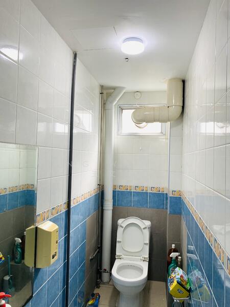 Ubi Centre, 57 Ubi Avenue 1, 1,550 sqft, Light Industrial (B1) For Sale, by Wang Wenhua 王文华, 60178086 - CommercialGuru.com.sg