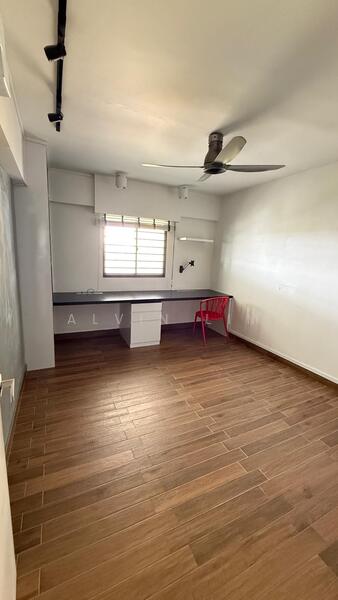 646 Ang Mo Kio Avenue 6 HDB Flat For Sale at S$ 608,000 | PropertyGuru Singapore - Study