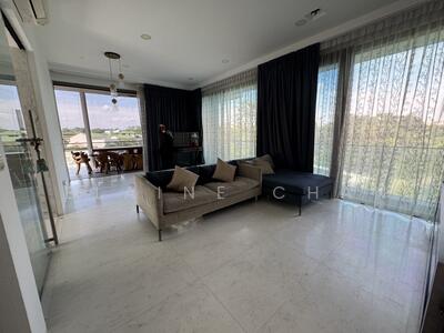 For Rent - One Robin