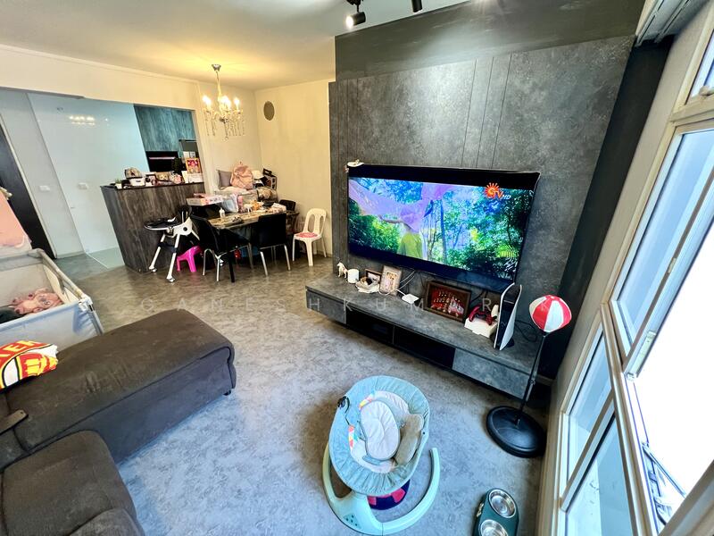 For Sale - 289B Compassvale Crescent