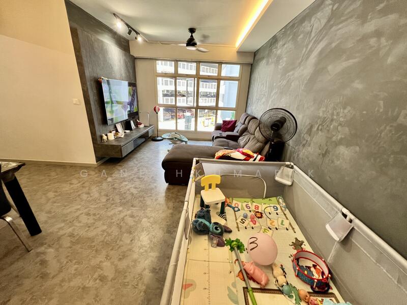 For Sale - 289B Compassvale Crescent