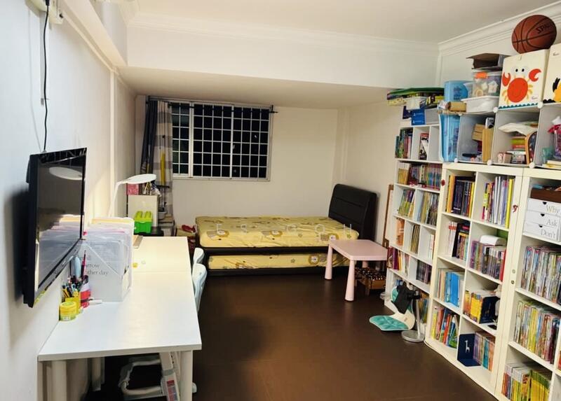 For Sale - 502 Ang Mo Kio Avenue 5