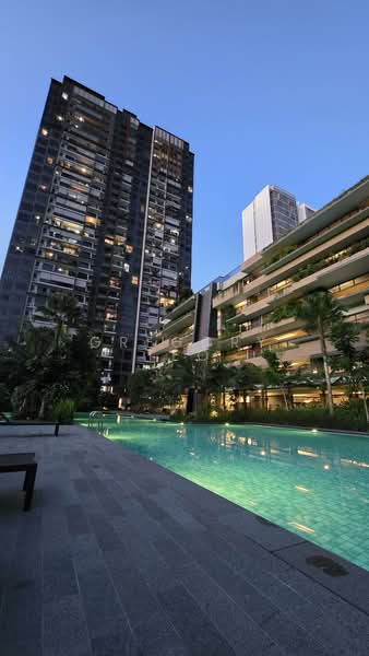Midwood, 8 Hillview Rise, 2 Bedrooms, 700 sqft, Condominium For Sale, by Gregory Teo, 60178350 - Exterior - PropertyGuru.com.sg