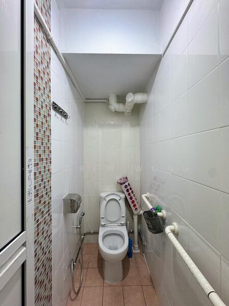 For Sale - 405 Pandan Gardens