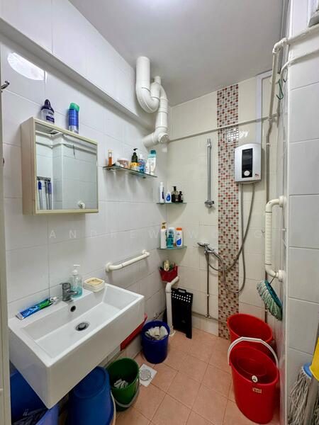 For Sale - 405 Pandan Gardens