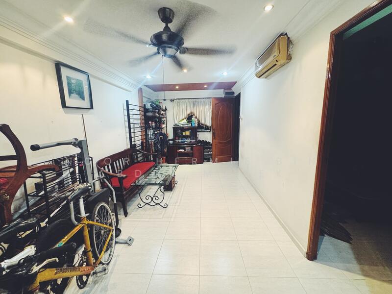 For Sale - 210 Jurong East Street 21